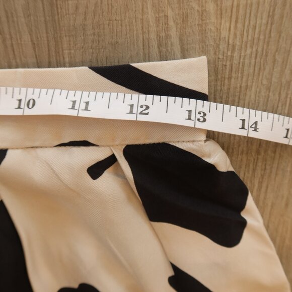 ALYSI 100% silk skirt floral beige black ITALY print fun vacation beachy design - Picture 6 of 9